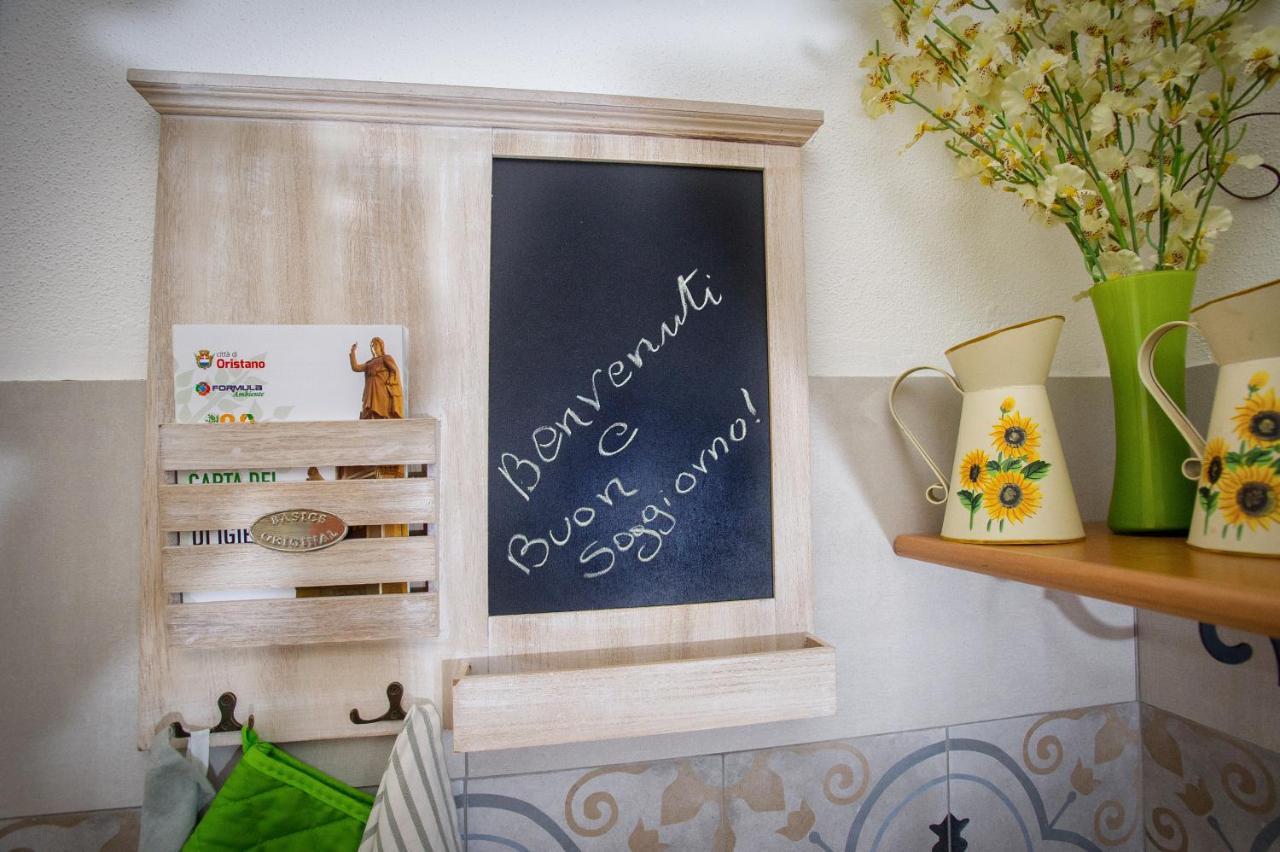 Holiday Room Sa Tebia Oristano Eksteriør bilde